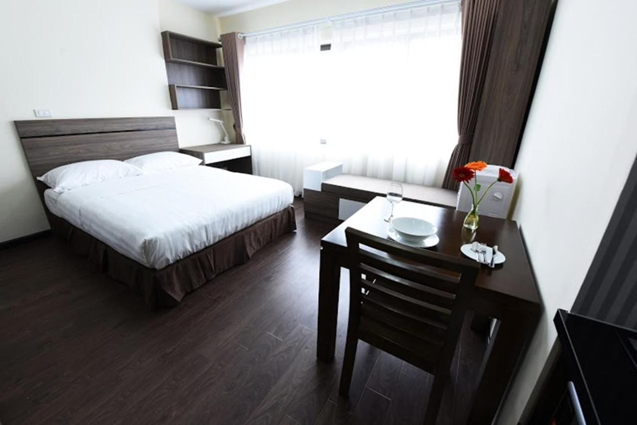 Granda Legend Apartment Hanoi Esterno foto