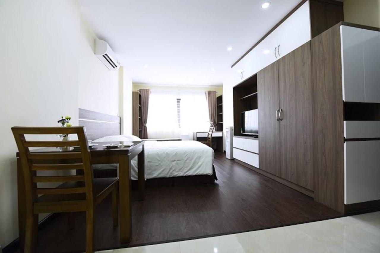 Granda Legend Apartment Hanoi Esterno foto